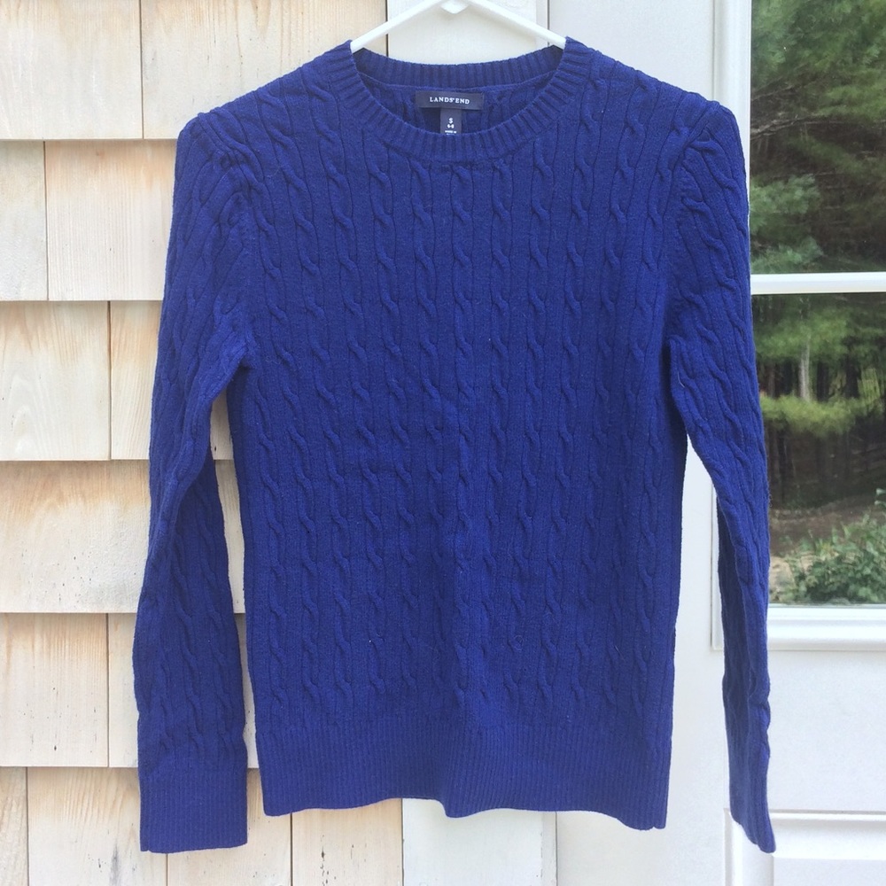 Lands End blue cable knit sweater, size s, EUC
